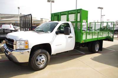 2011_Chevy_C3500-SingleCabLandscapeBody